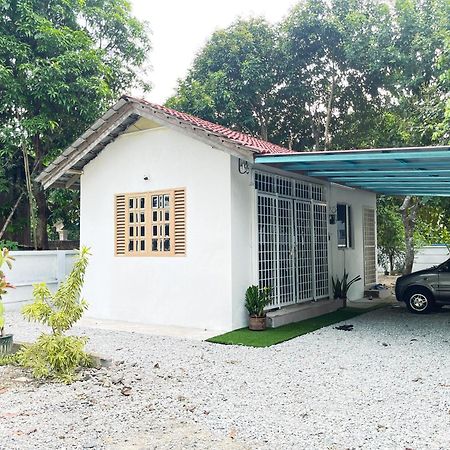 Kota Bharu Rs Desa Roomstay Buitenkant foto